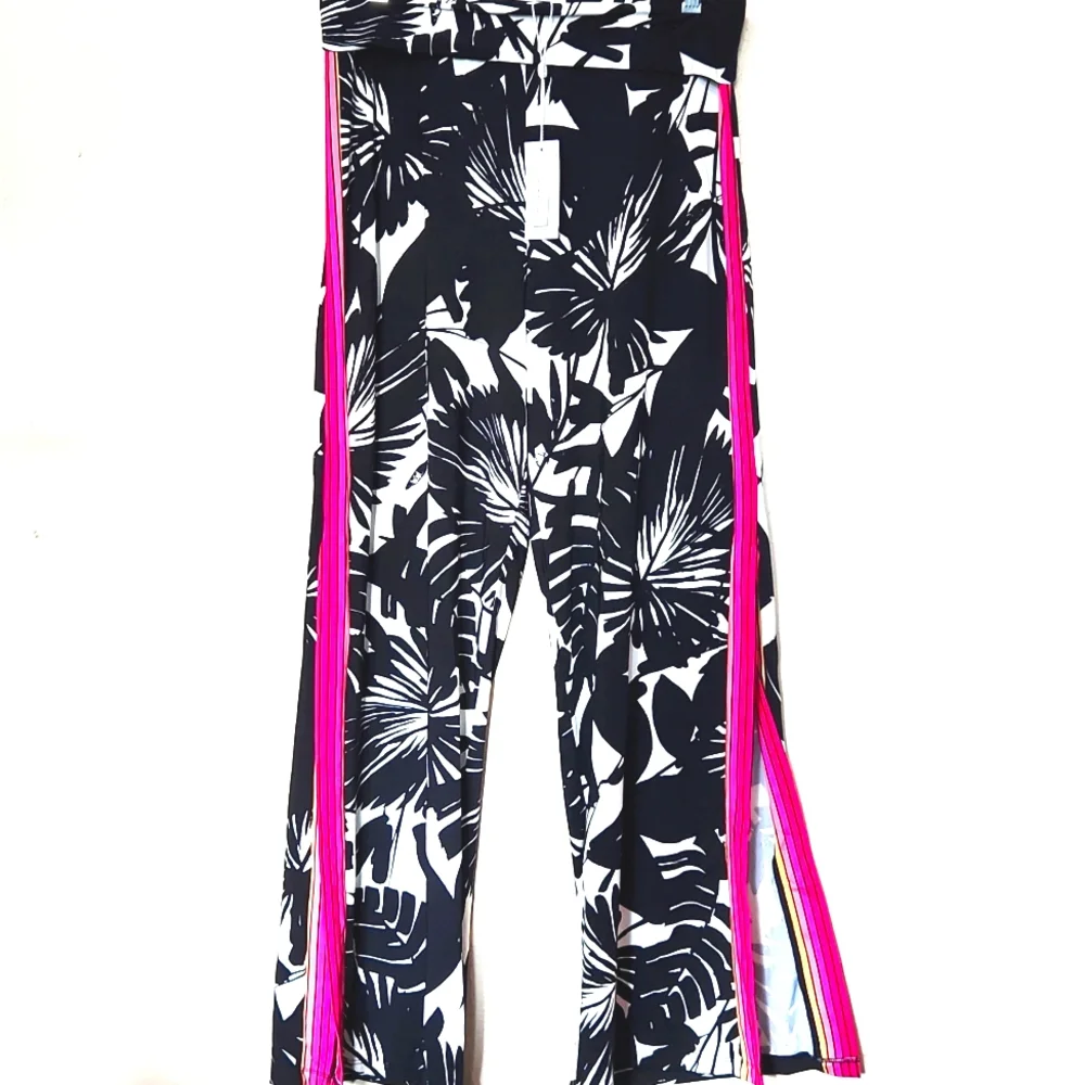 Trina Turk Black White Floral Swim Coverup with Hot Pink Trim
